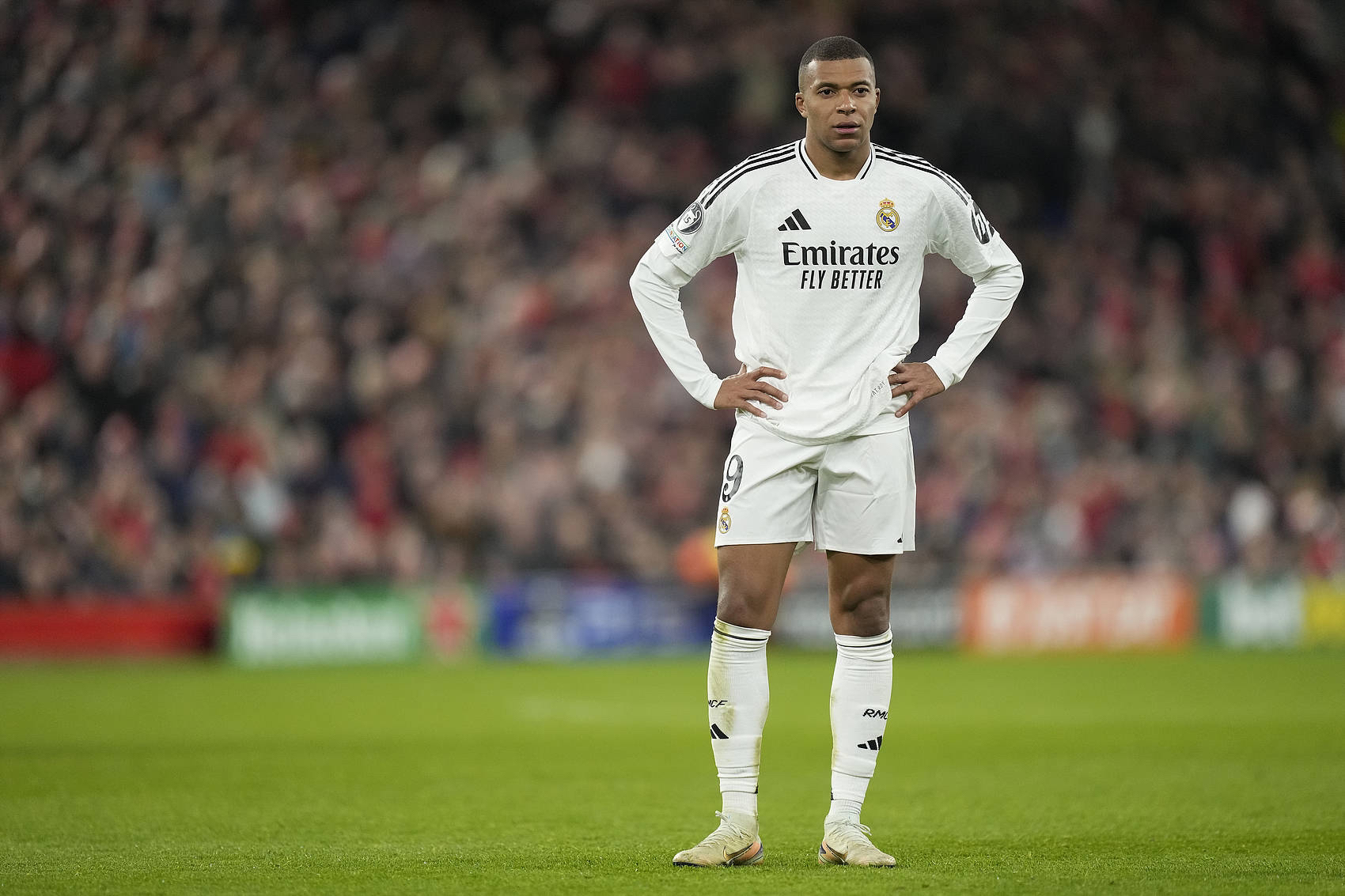 TWIS斩获EWC PUBG项目总冠军，GSW下班局成功吃鸡，PeRo再成断档倒数第一