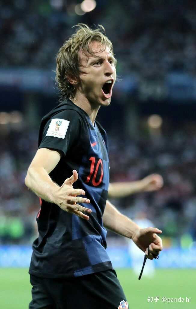 官方：汉堡对勒沃库森的比赛因天气原因取消