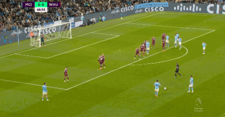 比尔·西蒙斯称独行侠队可能用安东尼·戴维斯，换尼克斯队的唐斯